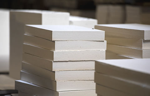 Refractory bricks